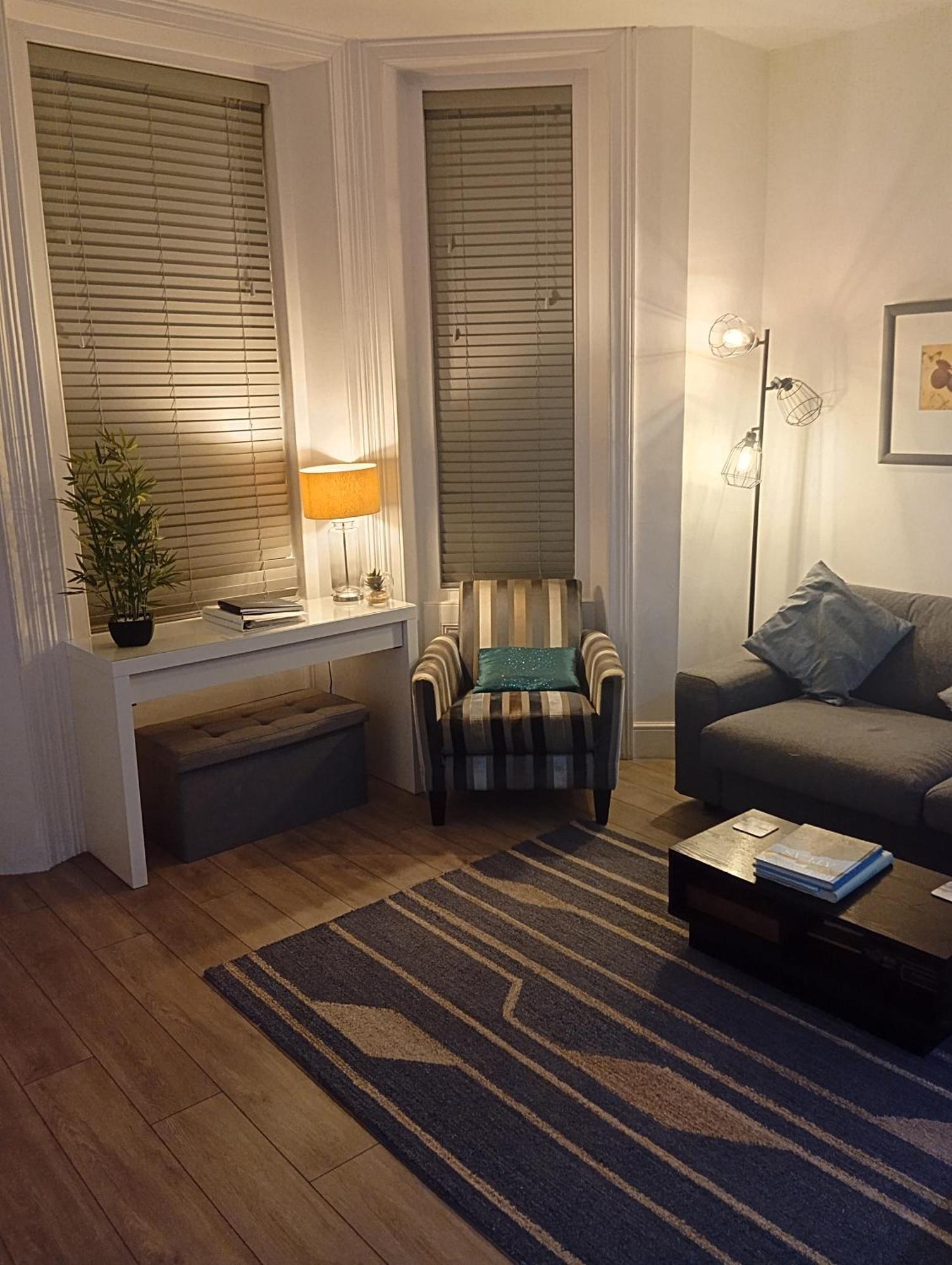 Stylish Apartment In Victorian Conversion Free Parking & Private Patio Close To Beach Town Centre & Bic Bournemouth Exteriér fotografie